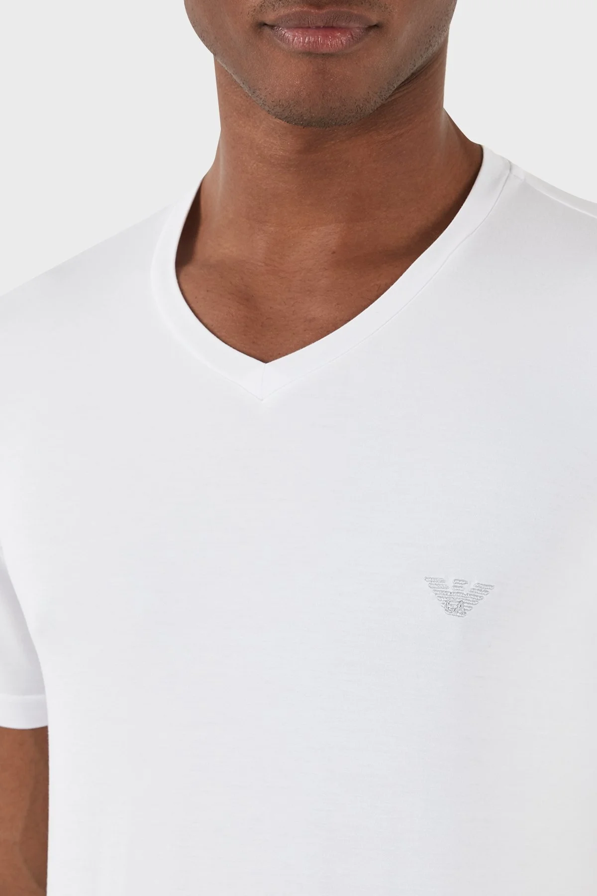 Emporio Armani V Yaka Regular Fit Erkek T Shirt 112010 3F511 00010 BEYAZ - 5