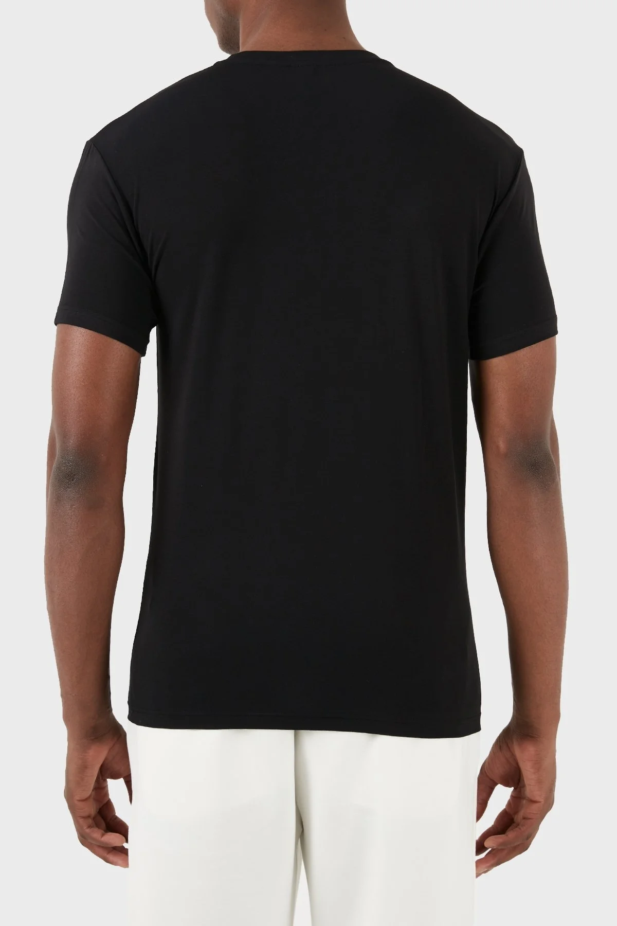 Emporio Armani V Yaka Regular Fit Erkek T Shirt 112010 3F511 00020 SİYAH - 3