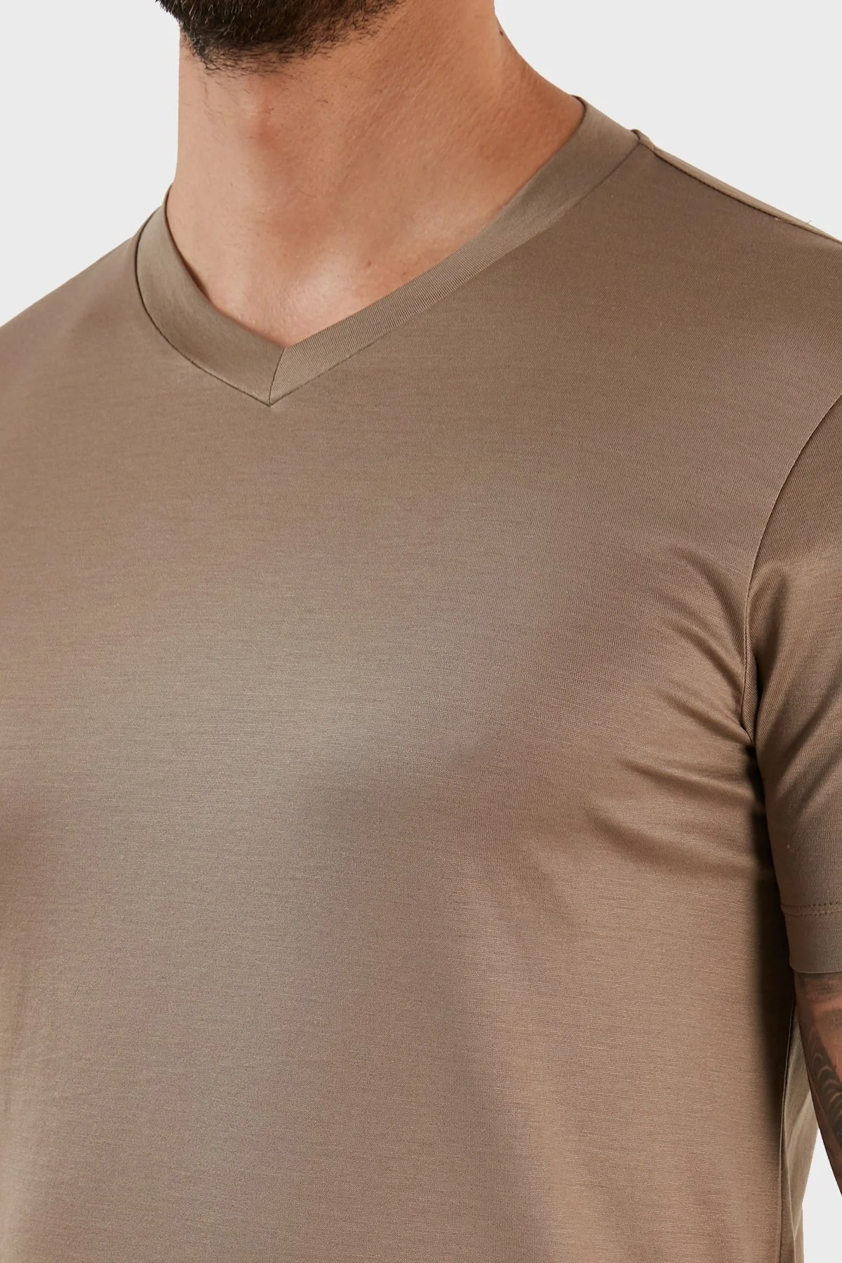 Emporio Armani V Yaka Regular Fit Erkek T Shirt 8N1TE7 1JUVZ 0137 BEJ - 3