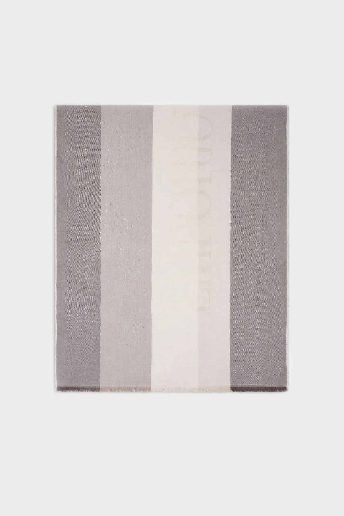 Emporio Armani Yumuşak Dokulu 186x148 cm Bayan Şal 635232 2F462 24241 GRİ - 1