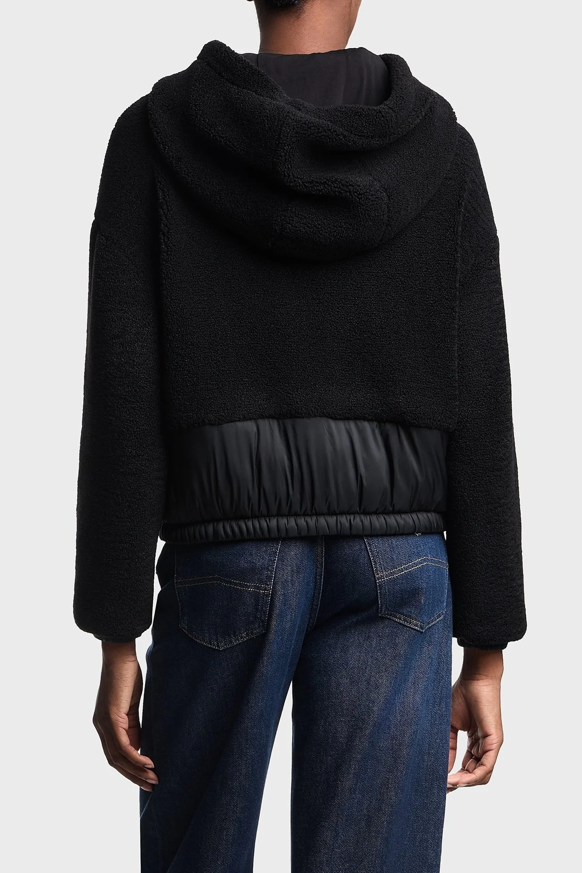 Emporio Armani Yumuşak Dokulu Regular Fit Kapüşonlu Bayan Mont EW001371 AF16465 UC001 SİYAH - 3