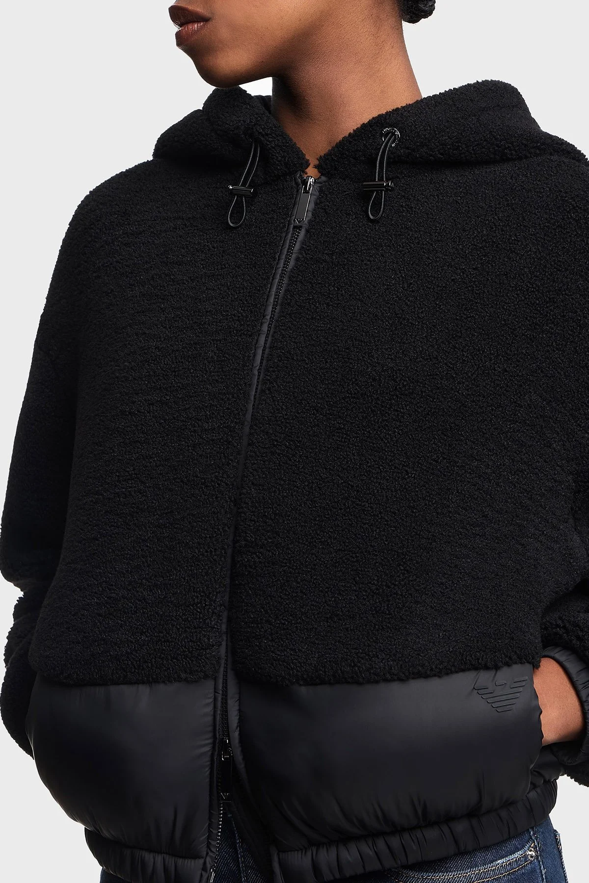 Emporio Armani Yumuşak Dokulu Regular Fit Kapüşonlu Kadın Mont EW001371 AF16465 UC001 SİYAH - 4