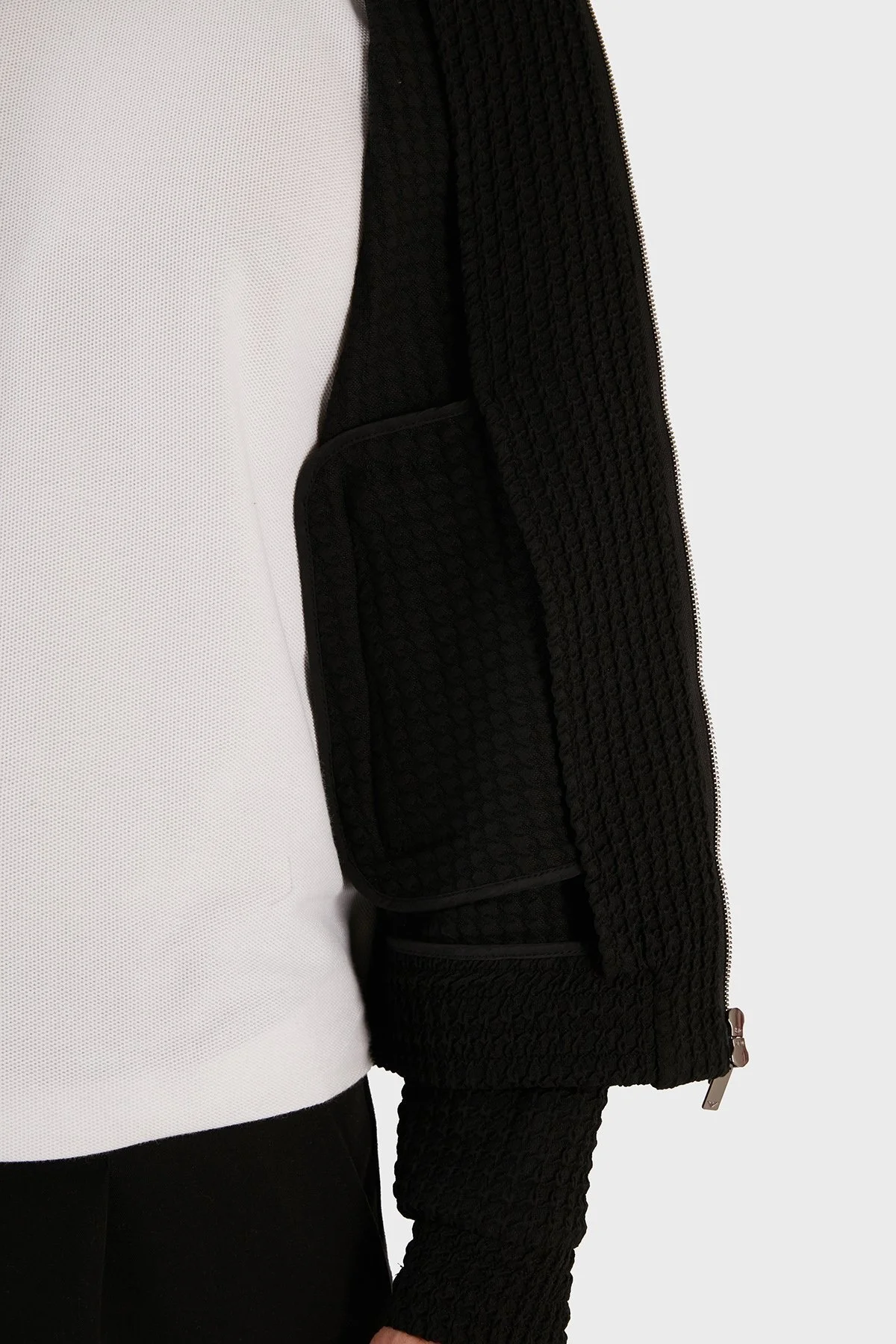 Emporio Armani Yün Karışımlı Regular Fit Astarsız Dik Yaka Erkek Mont D41R29 D1017 999 SİYAH - 6