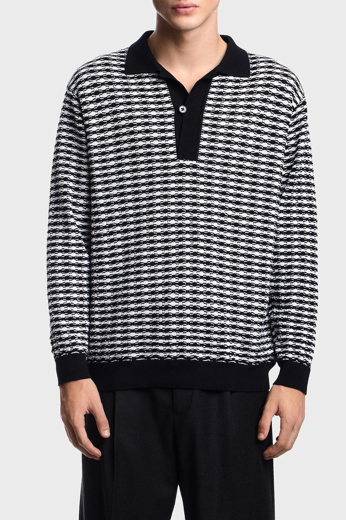 Emporio Armani Yün Karışımlı Regular Fit Düğmeli Polo Yaka Erkek Kazak EM003518 AF19833 F0015 BEYAZ-LACİVERT - 1