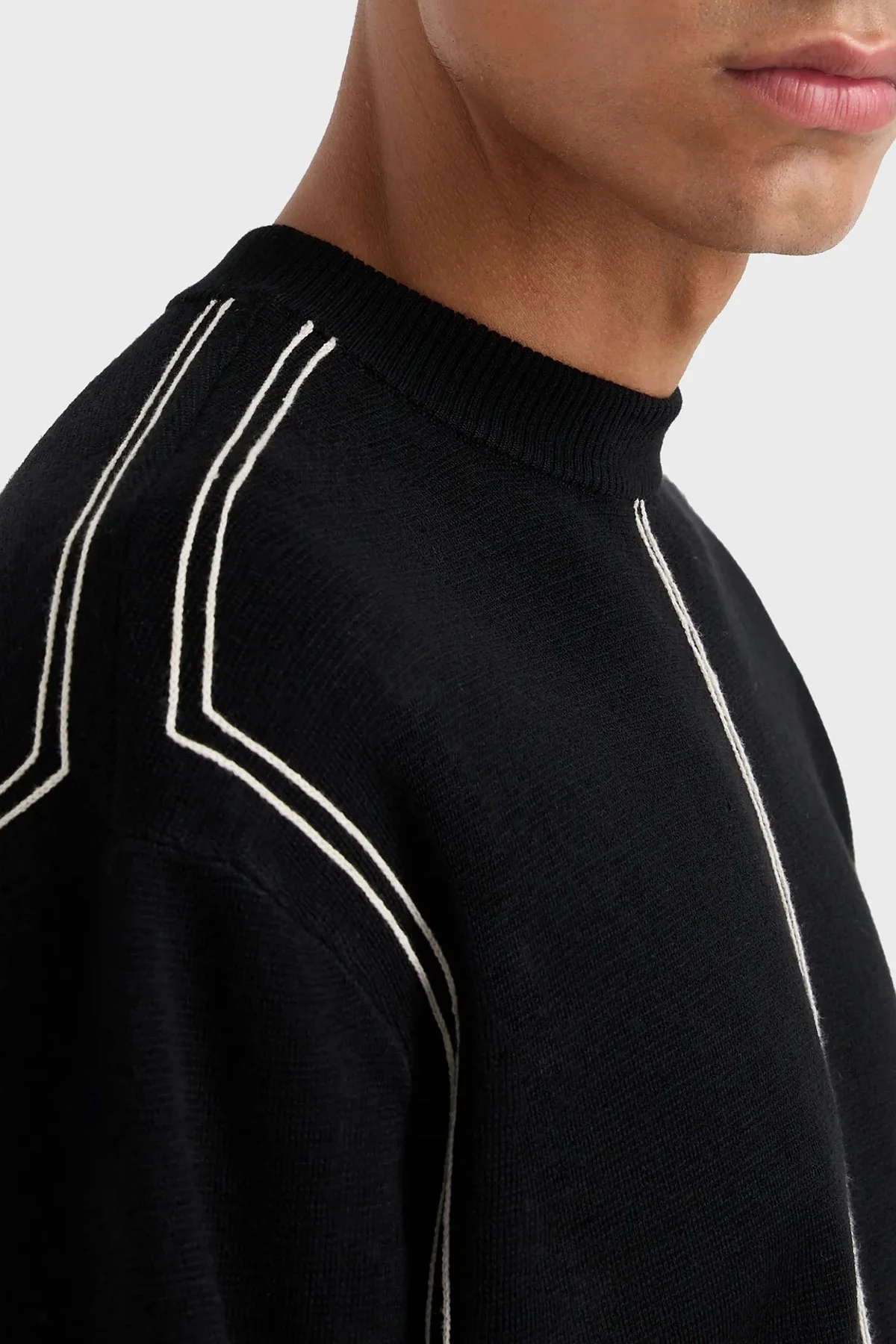 Emporio Armani Yünlü Jakarlı Çizgi Desenli Bisiklet Yaka Regular Fit Erkek Kazak 6R1MX3 1MOZZ 0999 SİYAH - 3