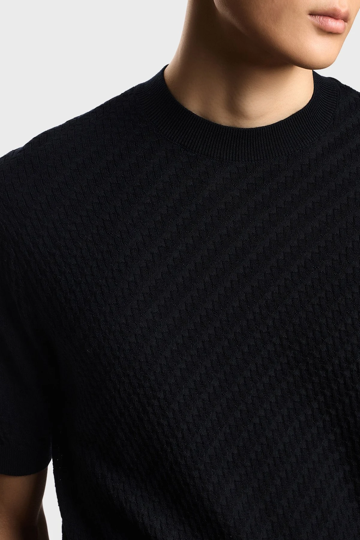 Emporio Armani Yünlü Regular Fit Bisiklet Yaka Kısa Kollu Erkek Kazak EM005303 AF23553 FB066 LACİVERT - 3