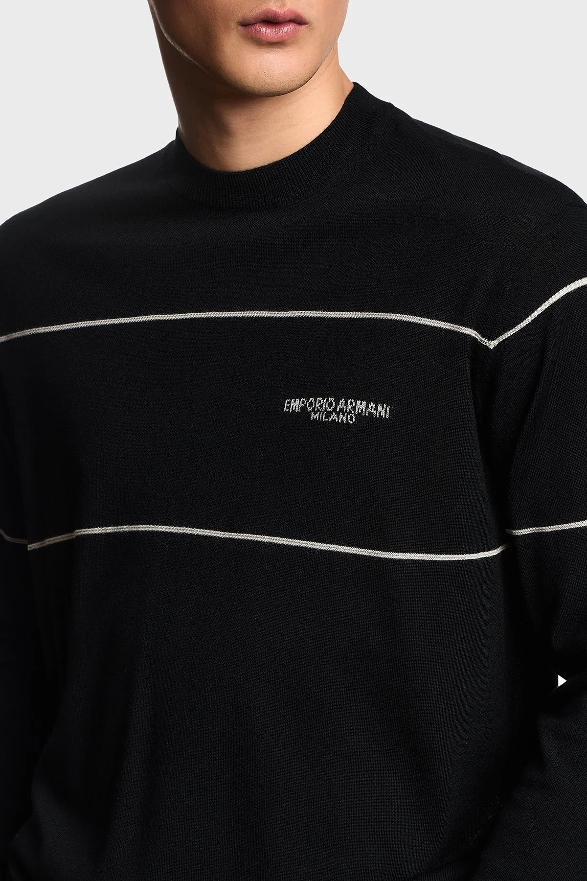 Emporio Armani Yünlü Şerit Detaylı Regular Fit Bisiklet Yaka Erkek Kazak EM002796 AF14199 MC156 SİYAH - 4