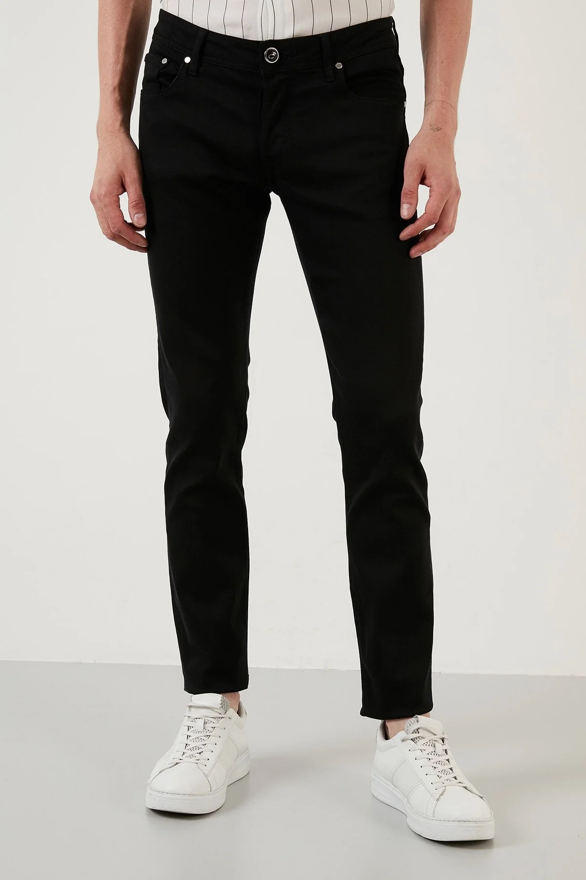 Exxe Normal Bel Slim Fit Pamuklu Jeans Erkek Kot Pantolon 629J012002 SİYAH - 1