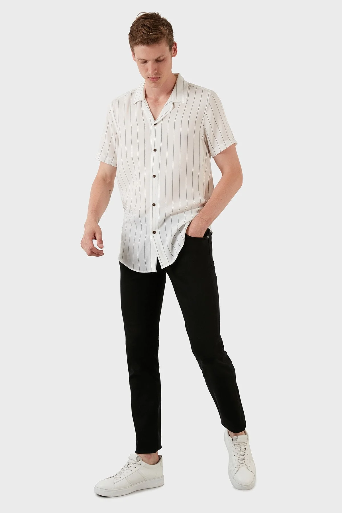 Exxe Normal Bel Slim Fit Pamuklu Jeans Erkek Kot Pantolon 629J012002 SİYAH - 4