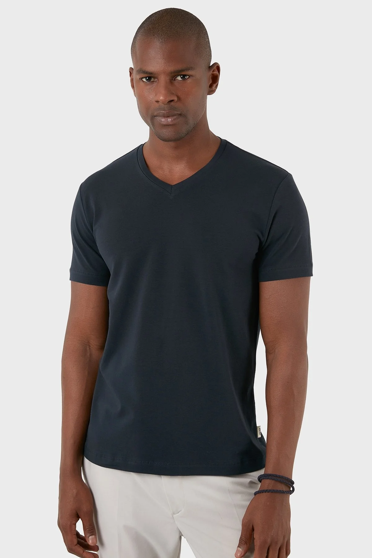 Exxe Pamuklu Regular Fit V Yaka Basic Erkek T Shirt EXXEMODJ000V LACİVERT - 1