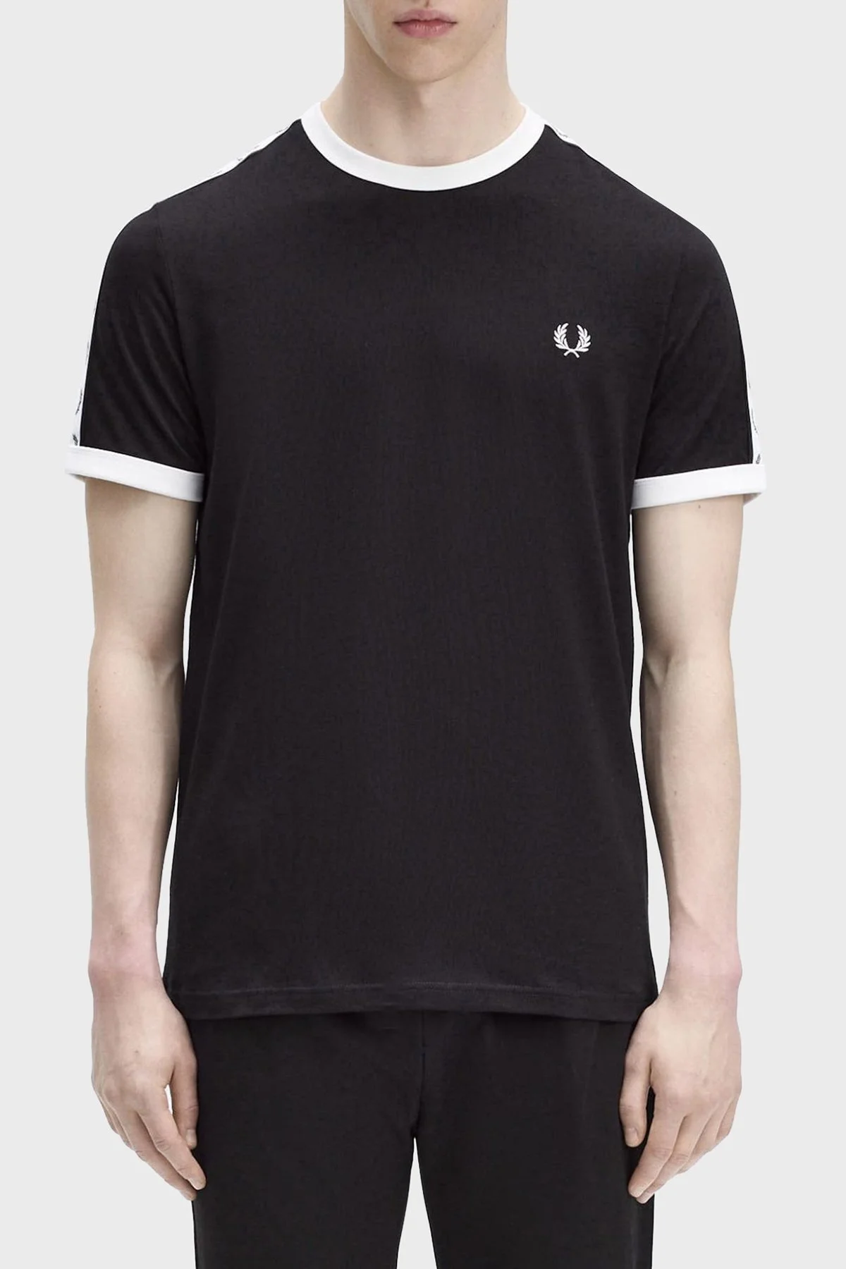 Fred Perry % 100 Pamuk Logo Baskılı Regular Fit Bisiklet Yaka Erkek T Shirt M4620 102 SİYAH - 7