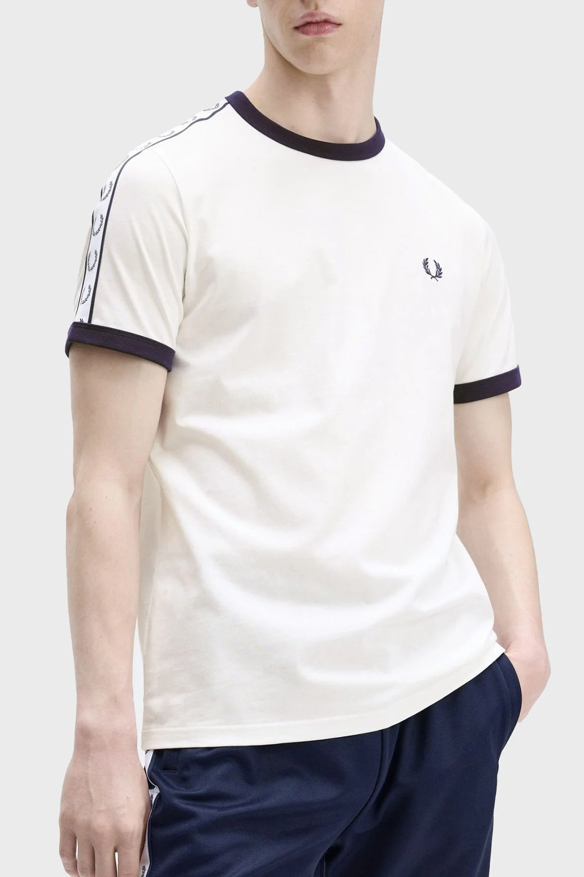 Fred Perry % 100 Pamuk Logo Baskılı Regular Fit Bisiklet Yaka Erkek T Shirt M4620 129 BEYAZ - 9