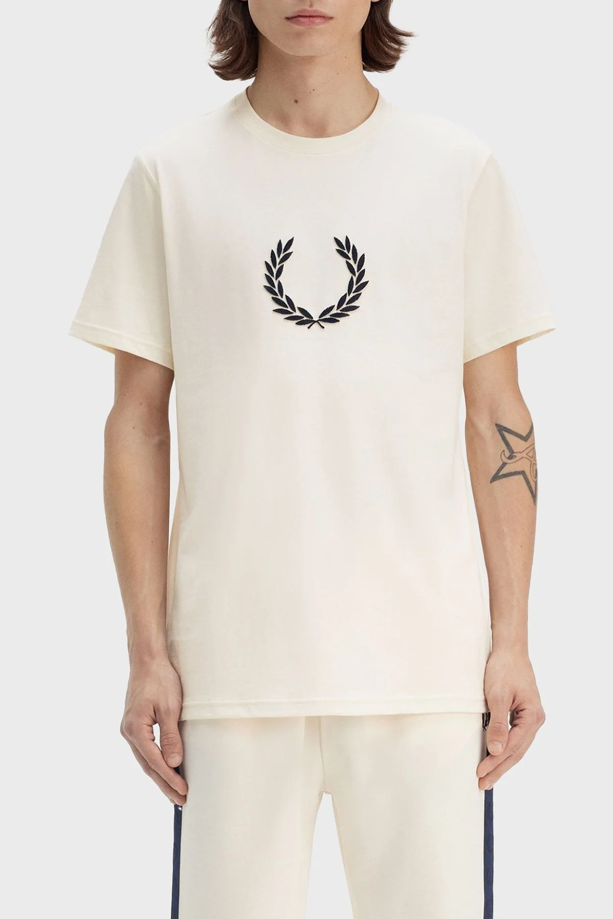 Fred Perry % 100 Pamuk Logo Nakışlı Regular Fit Bisiklet Yaka Erkek T Shirt M8587 560 EKRU - 7