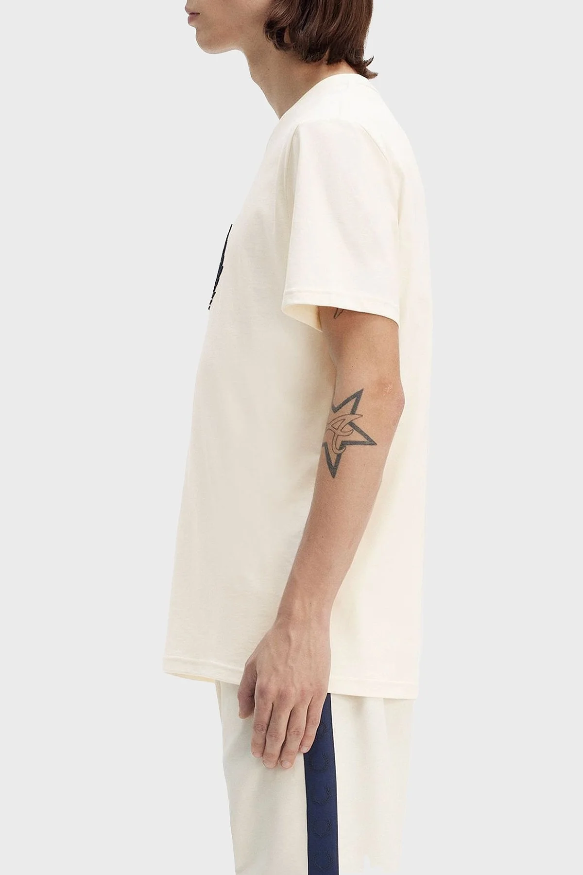 Fred Perry % 100 Pamuk Logo Nakışlı Regular Fit Bisiklet Yaka Erkek T Shirt M8587 560 EKRU - 8