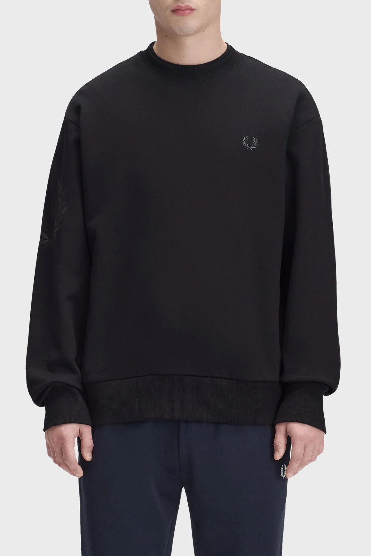 Fred Perry %100 Pamuk Regular Fit Bisiklet Yaka Erkek Sweat M3622 102 Siyah - 1