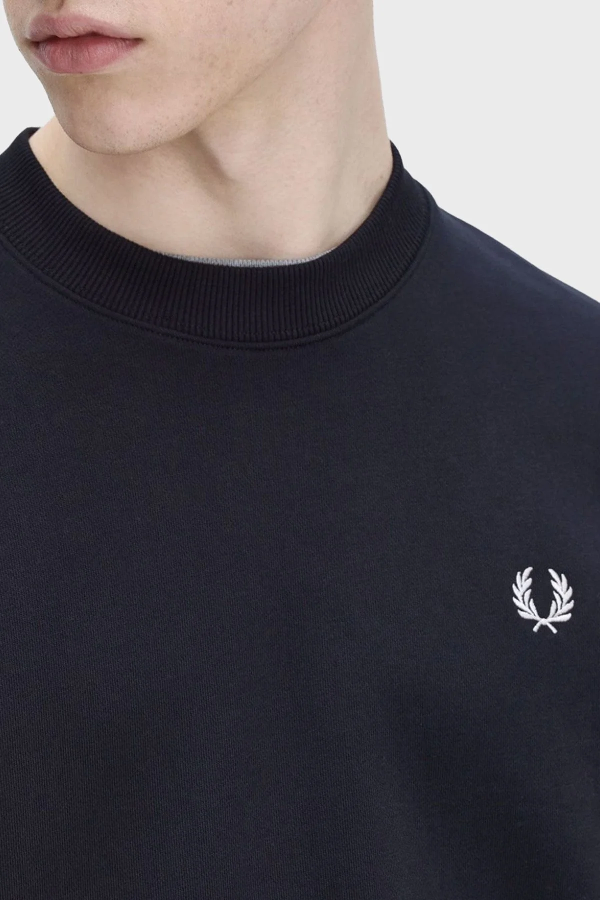 Fred Perry % 100 Pamuk Regular Fit Bisiklet Yaka Logolu Erkek Sweat M7535 248 LACİVERT - 4