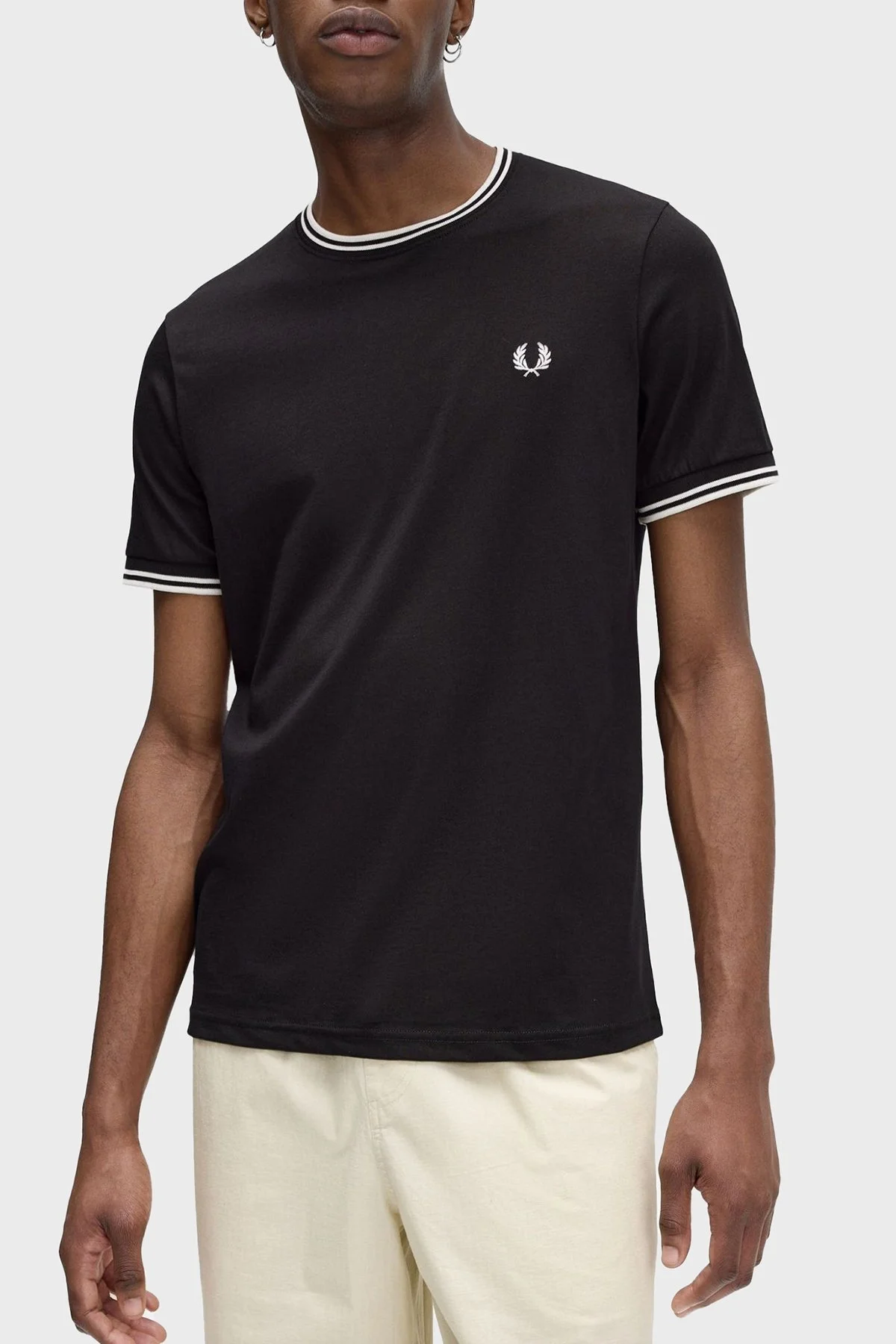 Fred Perry % 100 Pamuk Regular Fit Şerit Detaylı Sıfır Yaka Erkek T Shirt M1588 102 SİYAH - 8