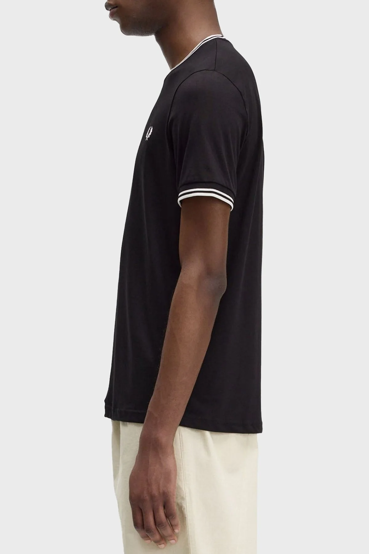 Fred Perry % 100 Pamuk Regular Fit Şerit Detaylı Sıfır Yaka Erkek T Shirt M1588 102 SİYAH - 9