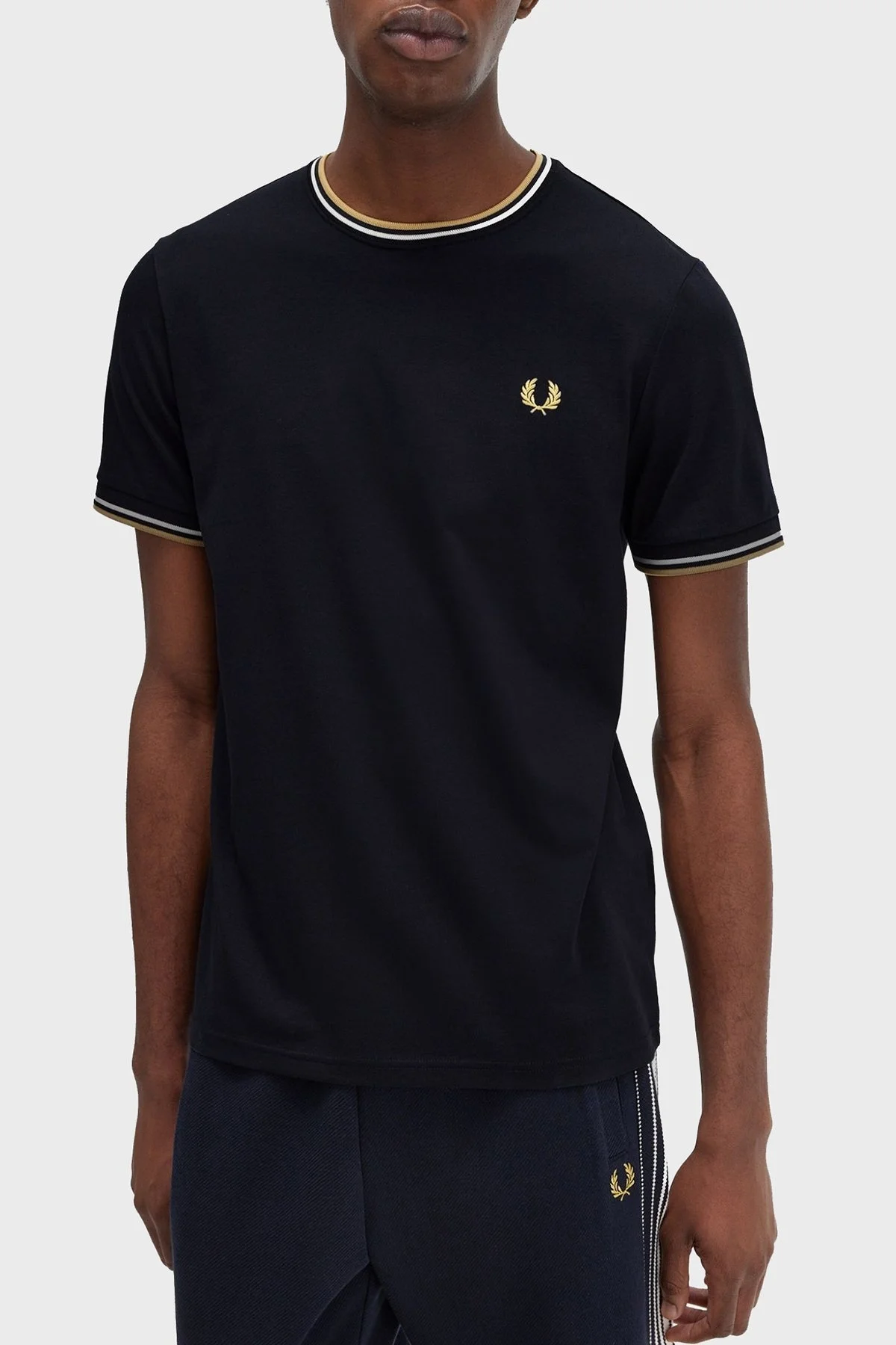 Fred Perry % 100 Pamuk Regular Fit Şerit Detaylı Sıfır Yaka Erkek T Shirt M1588 W53 LACİVERT - 7