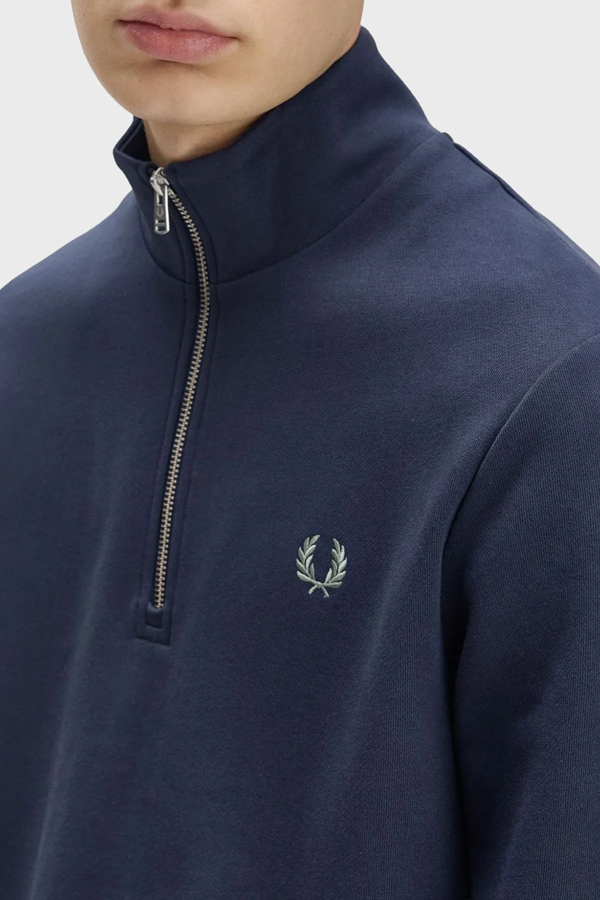 Fred Perry % 100 Pamuk Regular Fit Yarım Fermuarlı Dik Yaka Erkek Sweat M3574 Z47 KOYU MAVİ - 4
