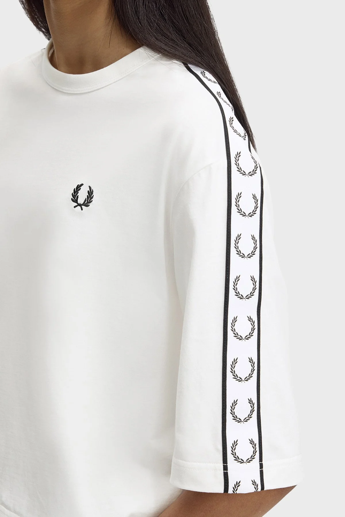 Fred Perry Bant Detaylı % 100 Pamuk Bisiklet Yaka Bayan T Shirt G2160 129 BEYAZ - 5