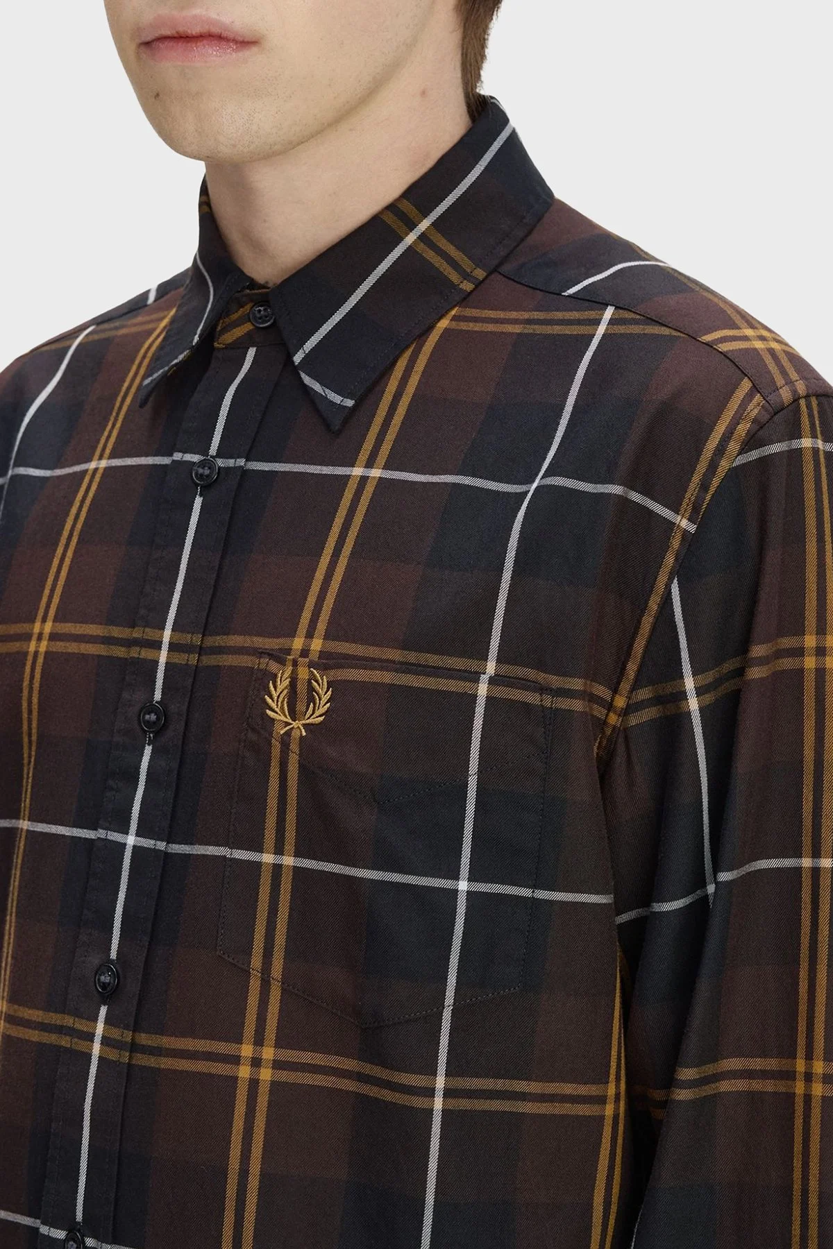 Fred Perry Ekoseli % 100 Pamuk Düğmeli Yaka Erkek Gömlek M3457 33C Kahve - 5