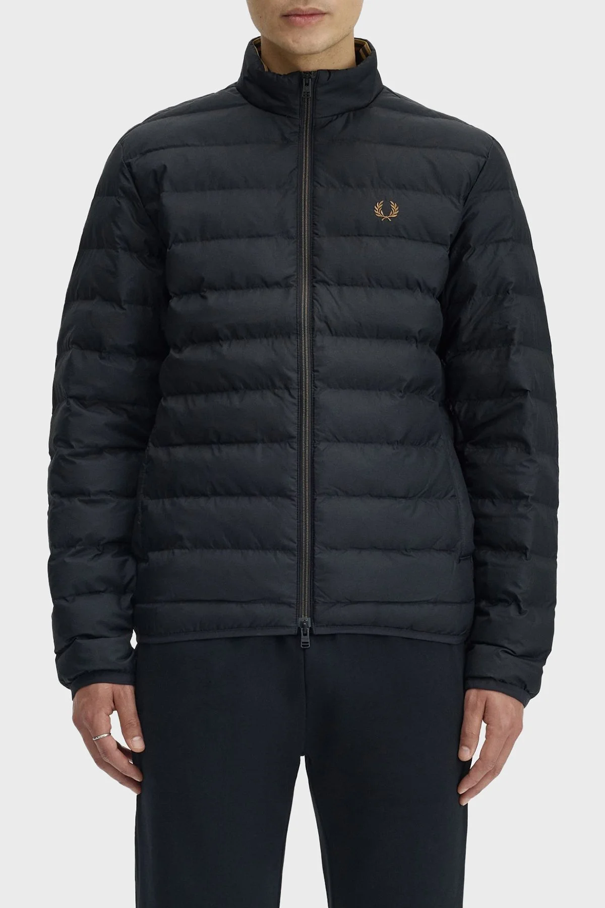 Fred Perry Kapitoneli Regular Fit Dik Yaka Fermuarlı Unisex Ceket J4564 102 SİYAH - 4