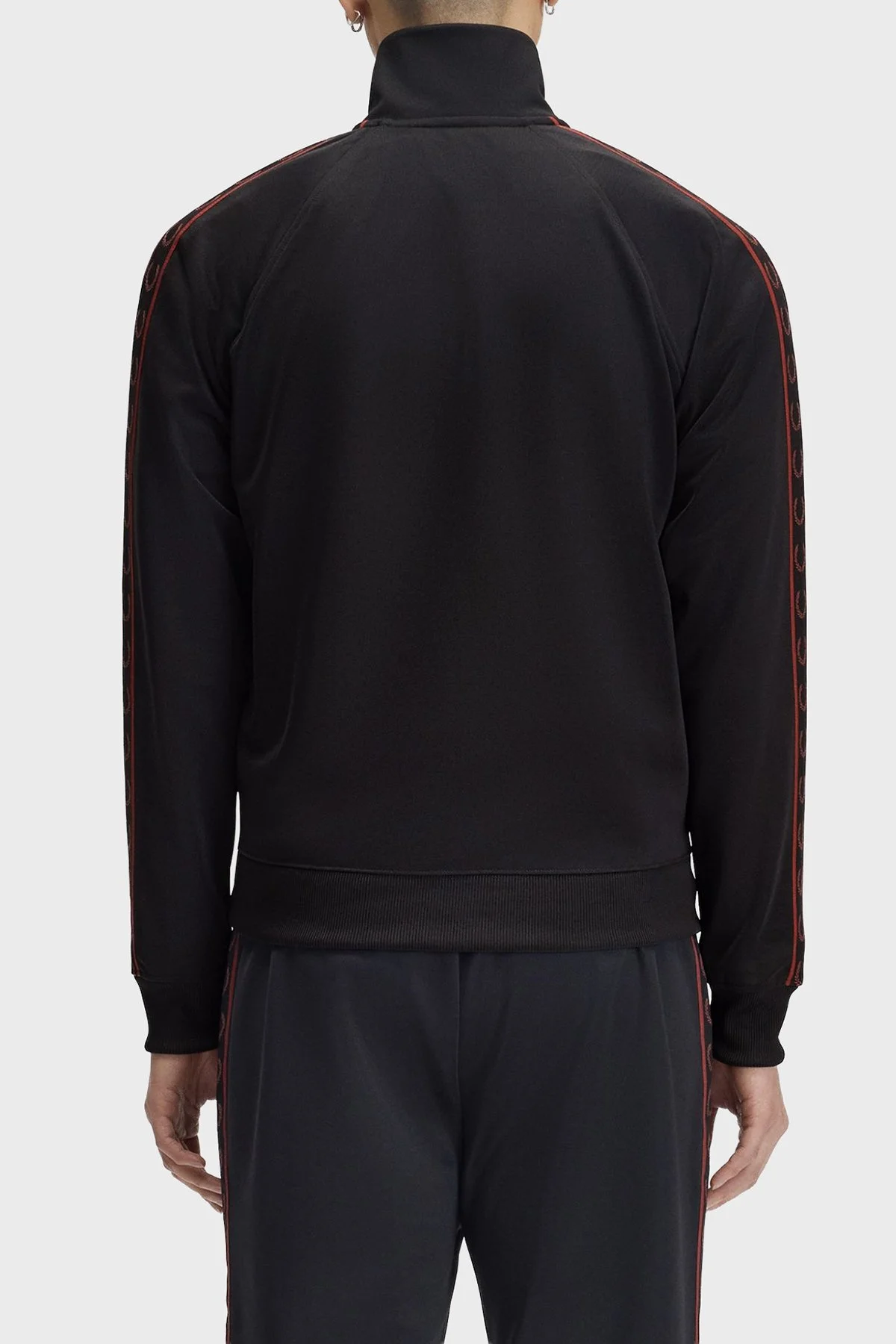 Fred Perry Kontrast Şeritli Dik Yaka Fermuarlı Erkek Sweat J5557 220 Siyah - 3