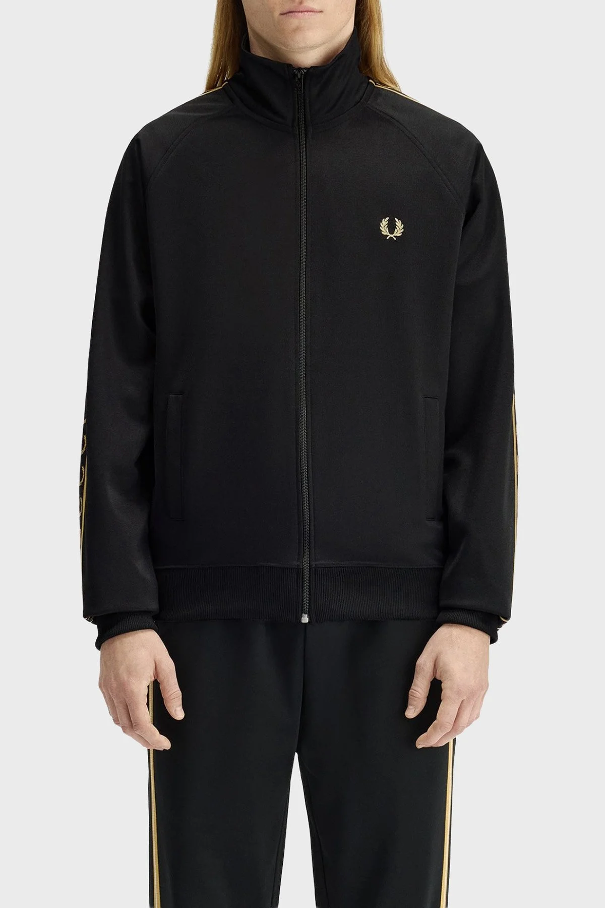 Fred Perry Kontrast Şeritli Logolu Pamuk Karışımlı Regular Fit Dik Yaka Fermuarlı Erkek Ceket J5557 90A SİYAH - 1