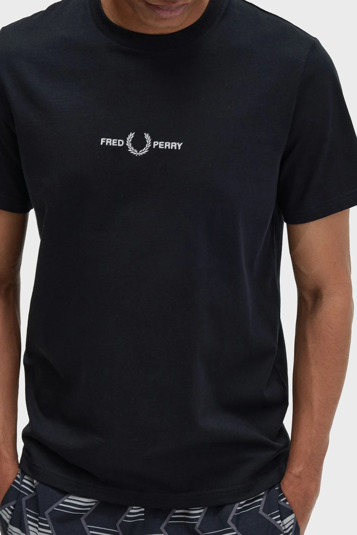 Fred Perry Logo Nakışlı % 100 Pamuk Regular Fit Bisiklet Yaka Erkek T Shirt M4580 102 SİYAH - 8
