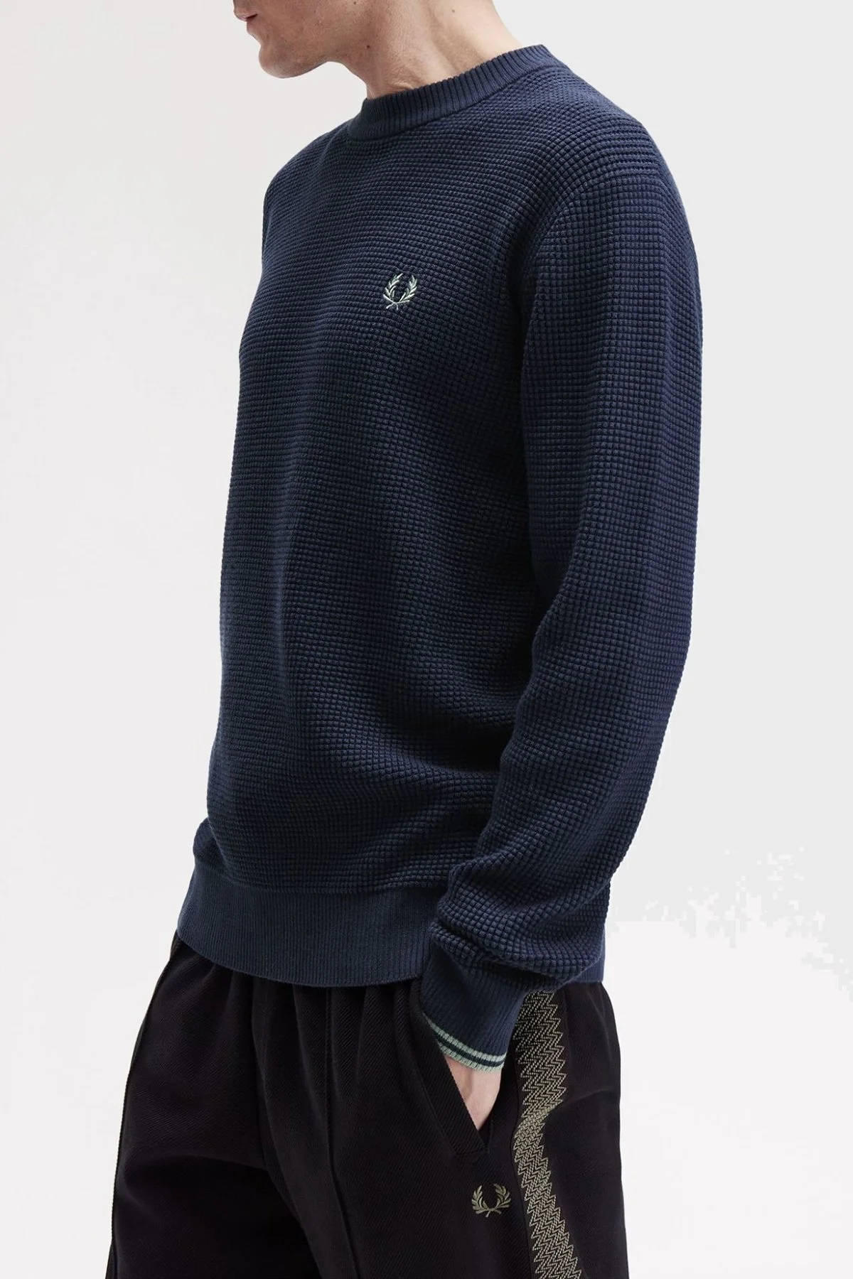 Fred Perry Logolu % 100 Pamuk Regular Fit Bisiklet Yaka Erkek Sweat K6507 738 LACİVERT - 4