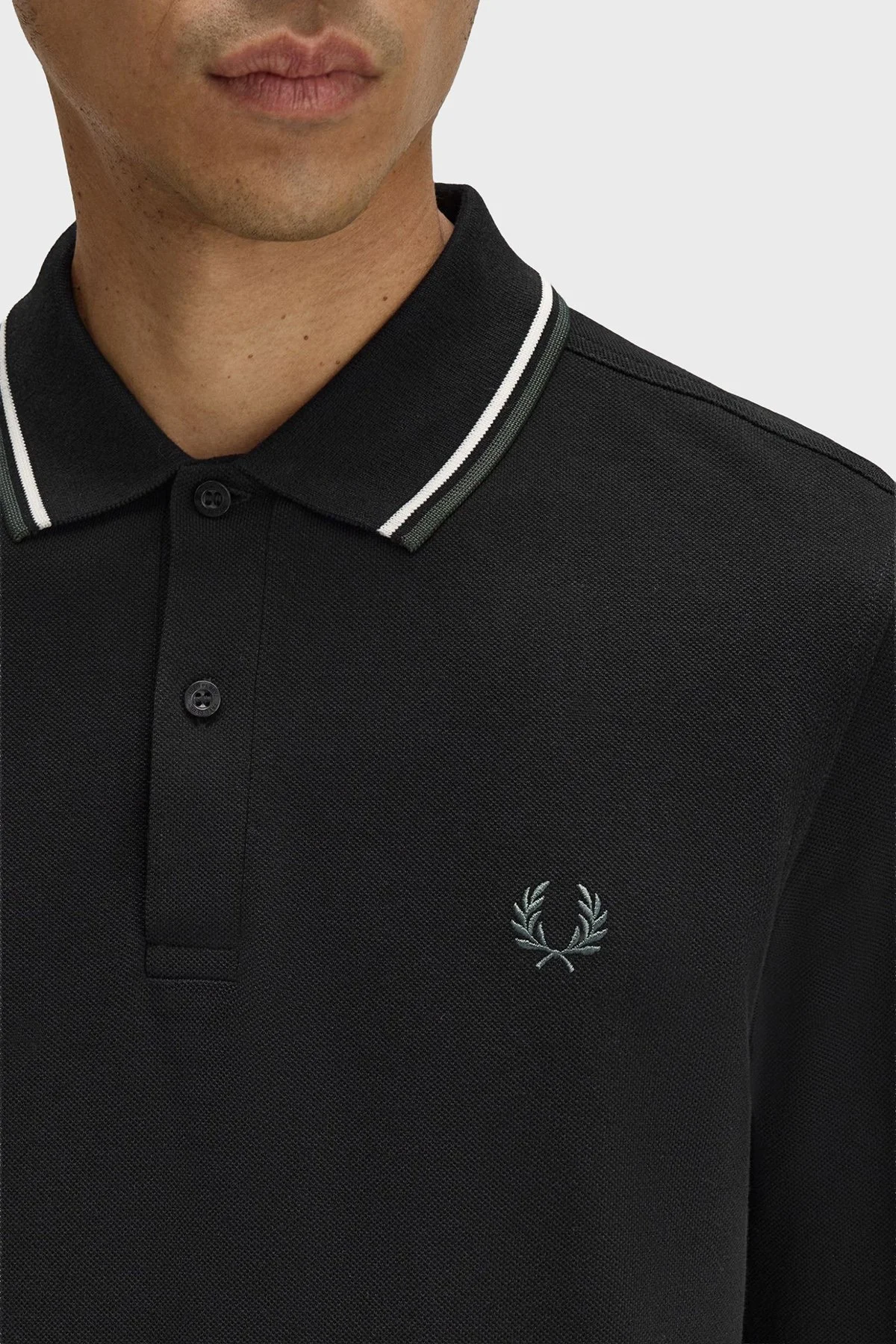 Fred Perry Logolu % 100 Pamuk Regular Fit Düğmeli Erkek Polo Yaka Sweat M3636 W54 SİYAH - 3