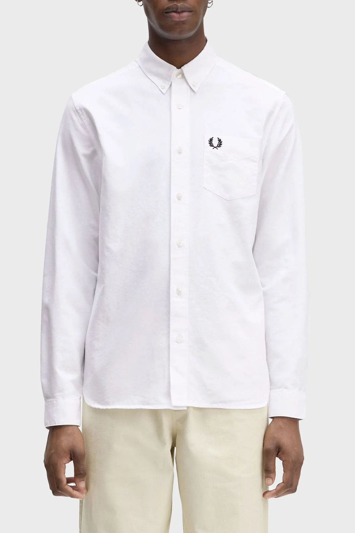 Fred Perry Logolu % 100 Pamuk Regular Fit Tek Cepli Düğmeli Yaka Erkek Gömlek M5516 100 BEYAZ - 1