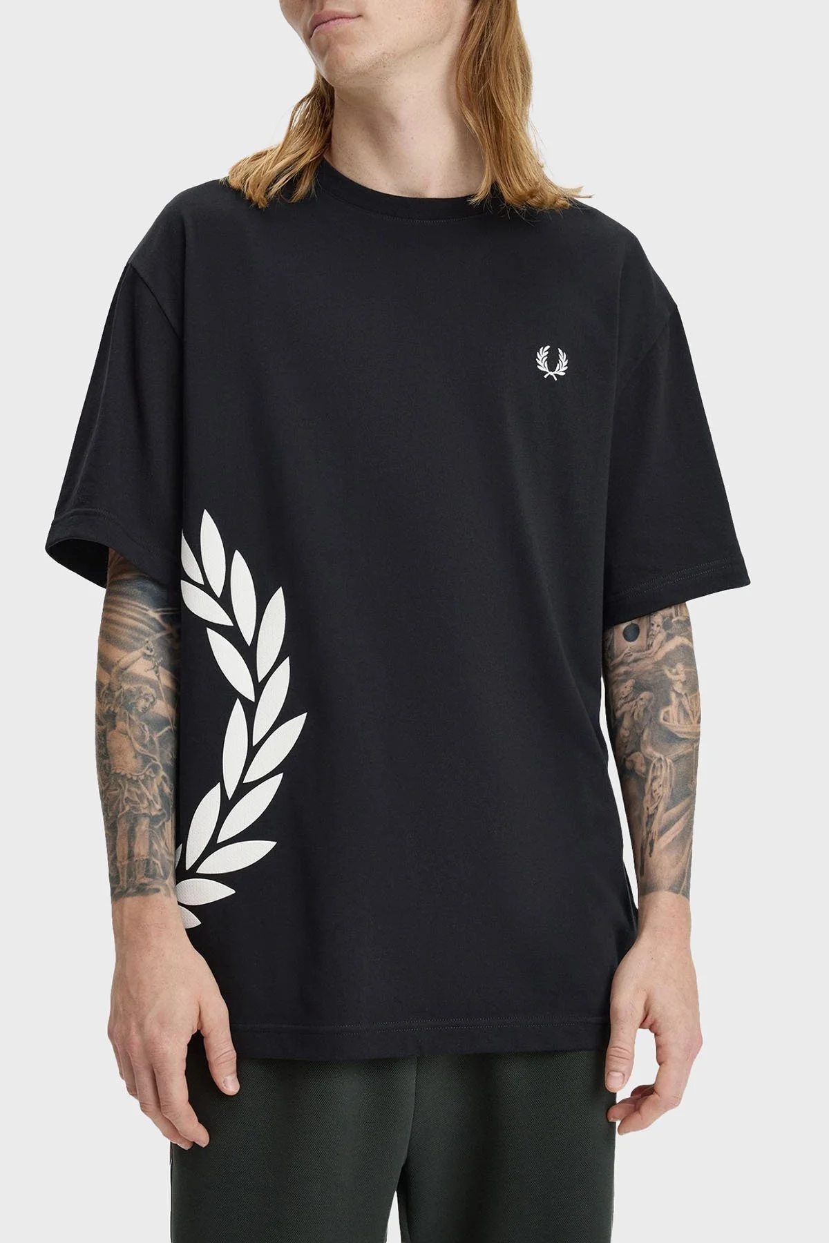 Fred Perry Logolu % 100 Pamuk Relaxed Fit Bisiklet Yaka Erkek T Shirt M2440 102 SİYAH - 4
