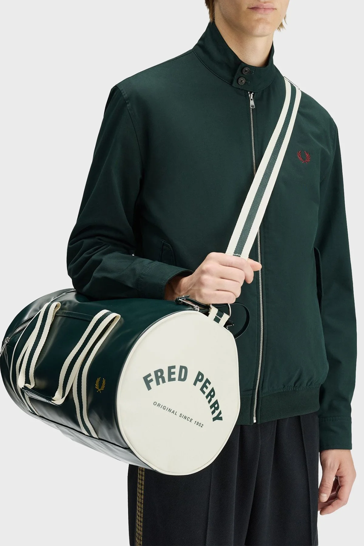 Fred Perry Logolu Çıkarılabilir Askılı Spor-Seyahat Unisex Çanta L7255 81A HAKİ - 3