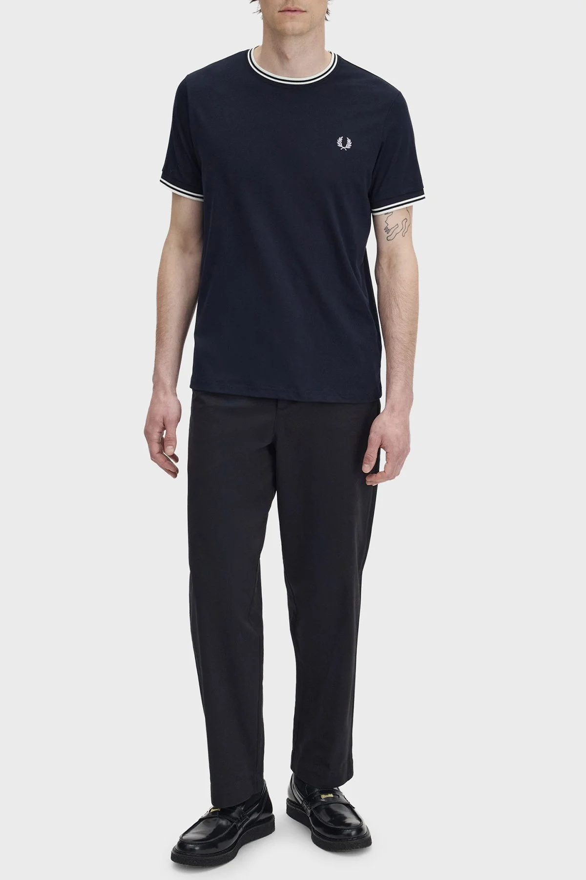 Fred Perry Logolu Pamuklu Regular Fit Bisiklet Yaka Erkek T Shirt M1588V 795 LACİVERT - 2