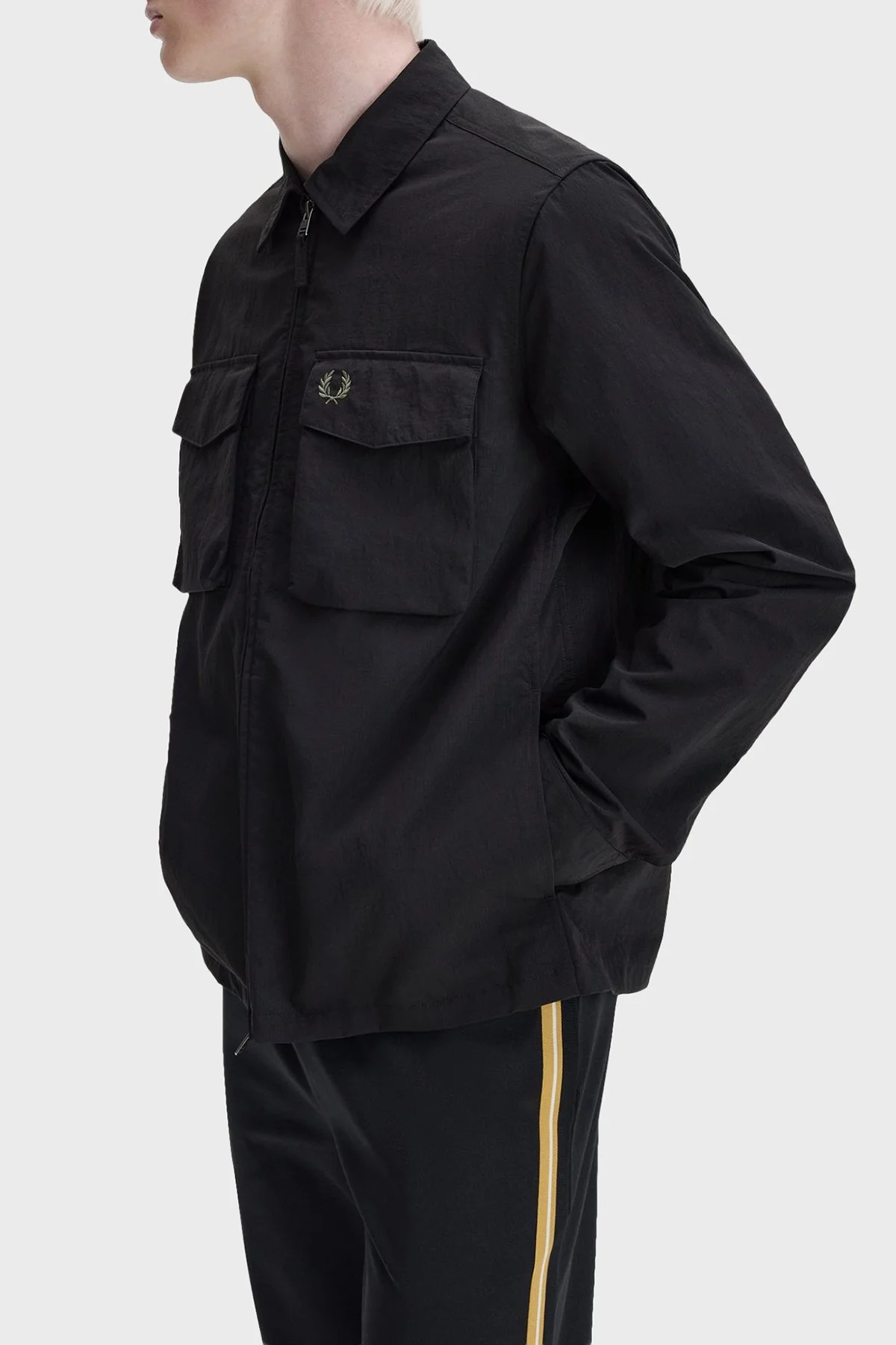 Fred Perry Logolu Regular Fit Klasik Yaka Fermuarlı Erkek Gömlek M2402 102 SİYAH - 4