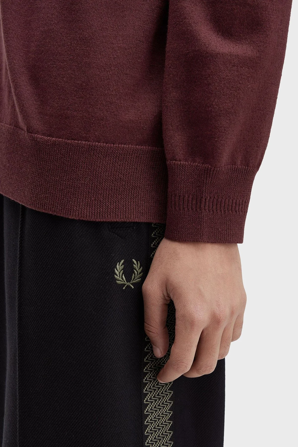 Fred Perry Logolu Yün Karışımlı Regular Fit Düğmeli Erkek Polo Yaka Kazak K4535 597 BORDO - 5