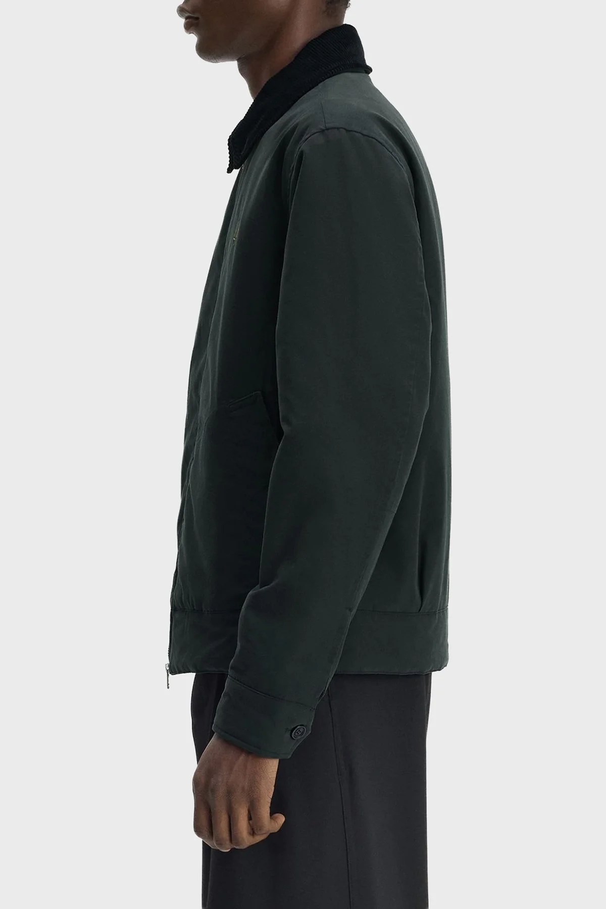 Fred Perry Pamuklu Regular Fit Kadife Yaka Logolu Unisex Mont J8535 Q20 Koyu yeşil - 3