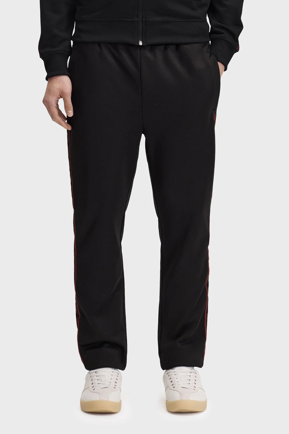 Fred Perry Pamuklu Regular Fit Lastikli Paça Erkek Eşofman Altı T5507 220 Siyah - 1