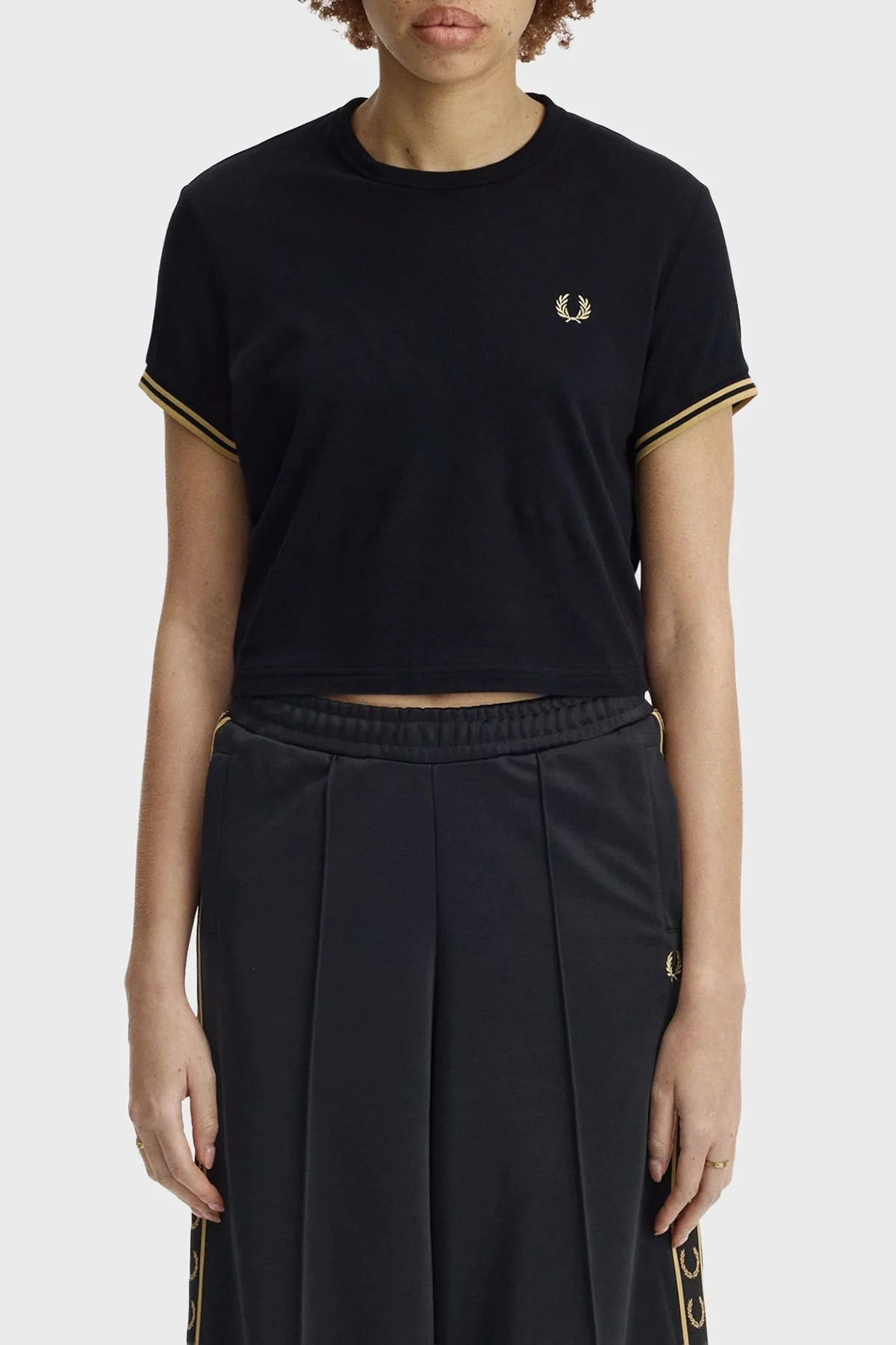 Fred Perry Pamuklu Regular Fit Logolu Bisiklet Yaka Bayan T Shirt G2171 90A LACİVERT - 1