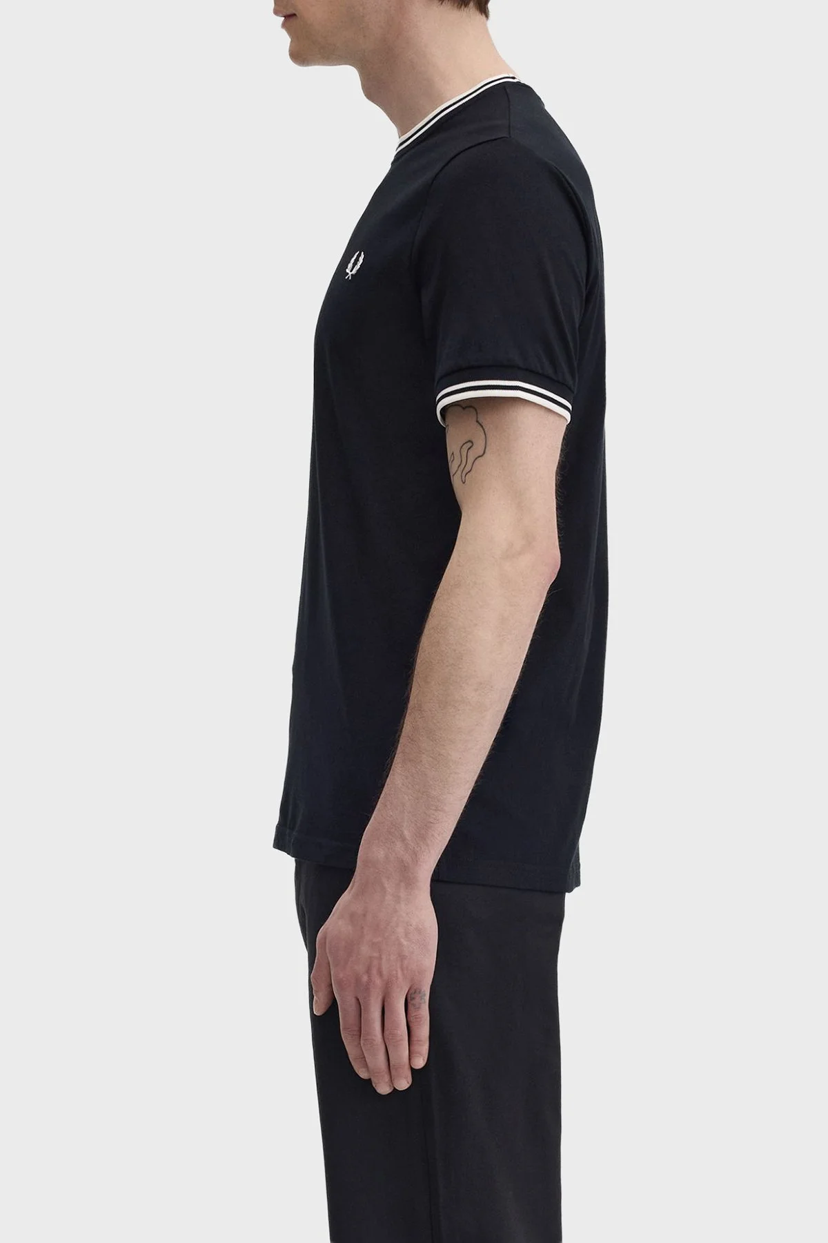 Fred Perry Pamuklu Regular Fit Logolu Bisiklet Yaka Erkek T Shirt M1588V 102 SİYAH - 2