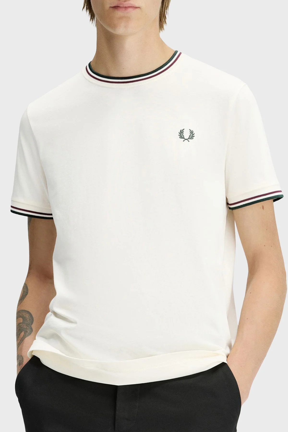 Fred Perry Pamuklu Regular Fit Logolu Bisiklet Yaka Erkek T Shirt M1588V 84A BEJ - 1