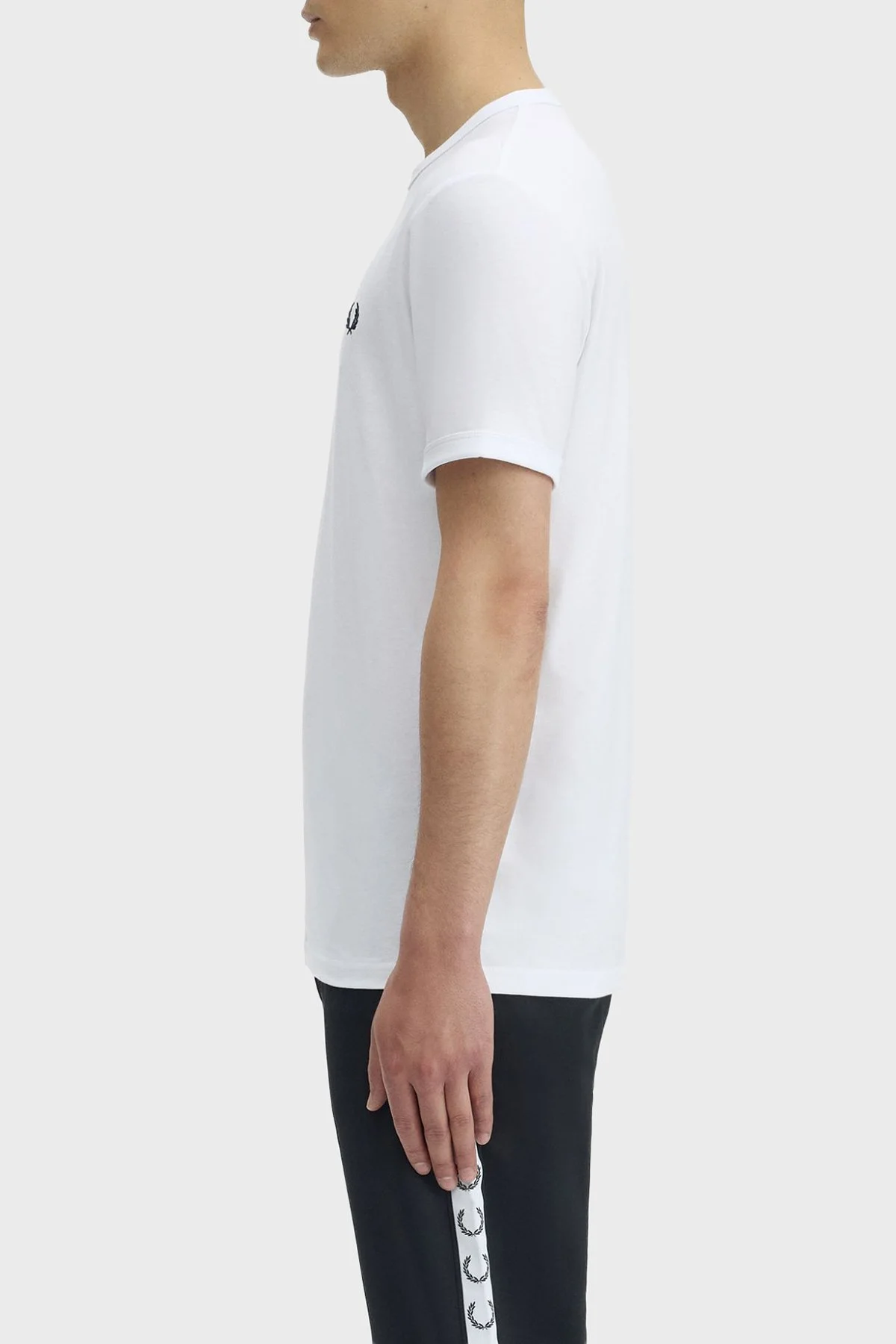 Fred Perry Pamuklu Regular Fit Logolu Bisiklet Yaka Erkek T Shirt M3519 100 BEYAZ - 2