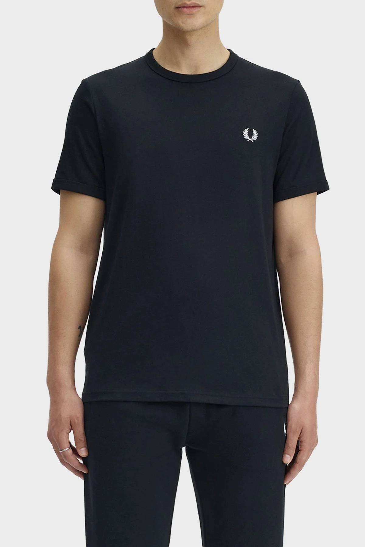 Fred Perry Pamuklu Regular Fit Logolu Bisiklet Yaka Erkek T Shirt M3519 102 SİYAH - 1