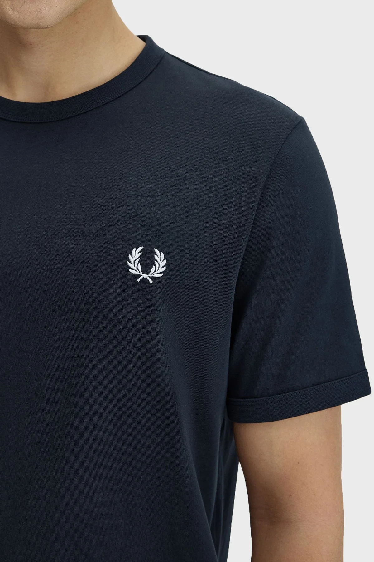 Fred Perry Pamuklu Regular Fit Logolu Bisiklet Yaka Erkek T Shirt M3519 608 LACİVERT - 4