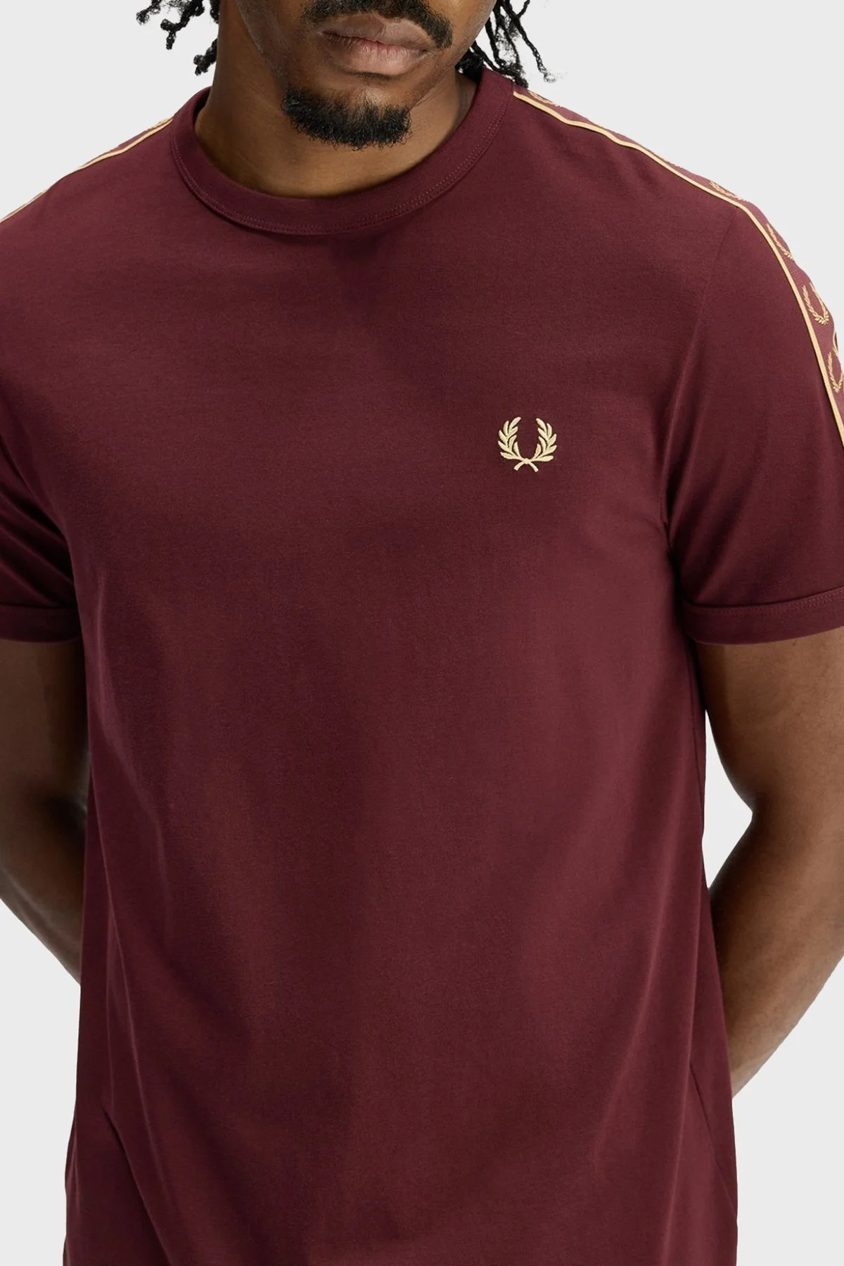 Fred Perry Pamuklu Regular Fit Logolu Bisiklet Yaka Erkek T Shirt M4613 69A BORDO - 3