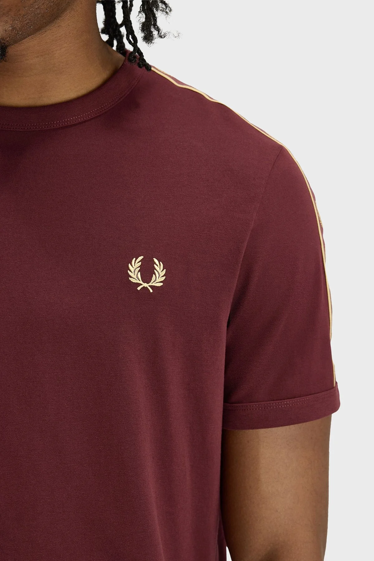 Fred Perry Pamuklu Regular Fit Logolu Bisiklet Yaka Erkek T Shirt M4613 69A BORDO - 4