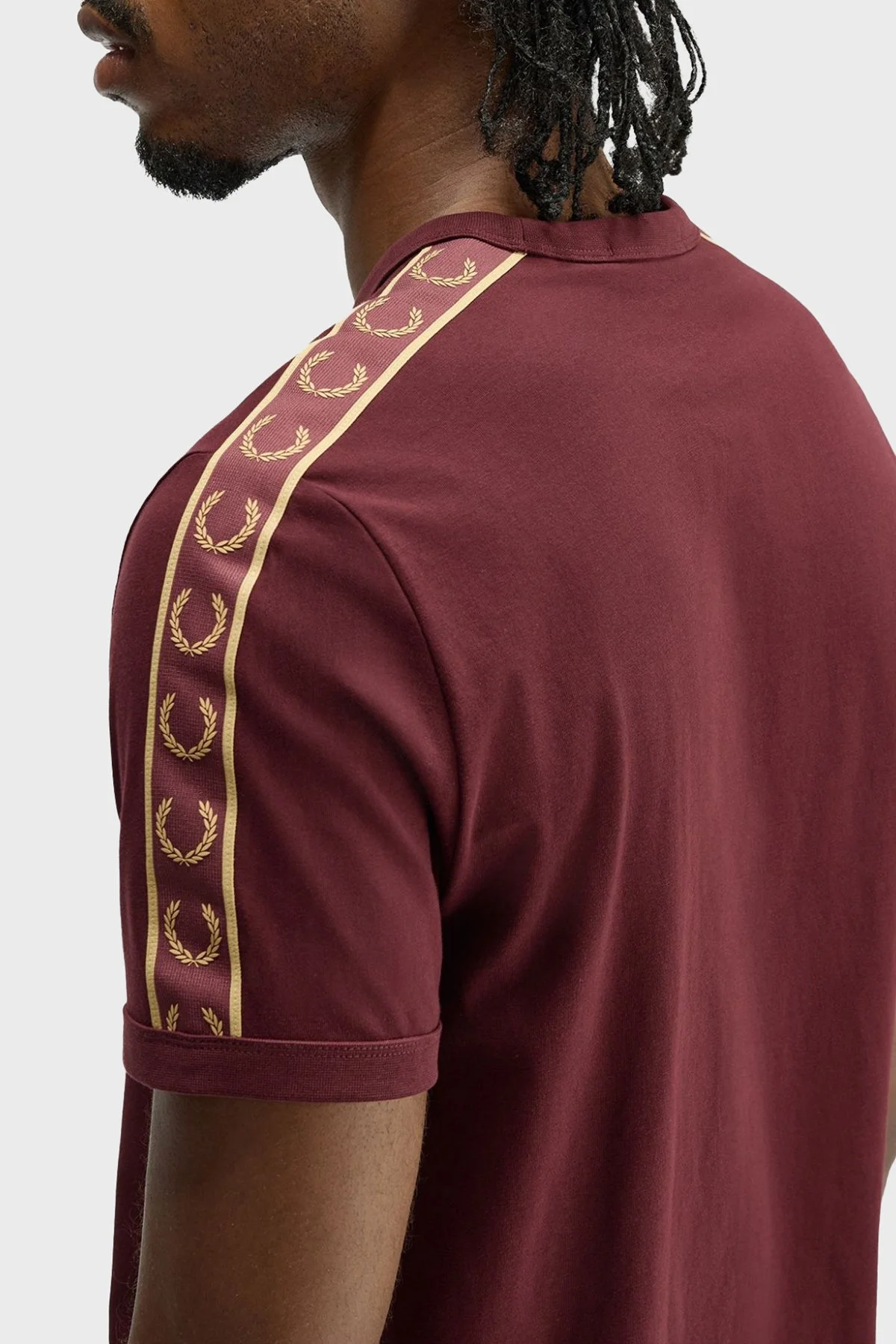 Fred Perry Pamuklu Regular Fit Logolu Bisiklet Yaka Erkek T Shirt M4613 69A BORDO - 5
