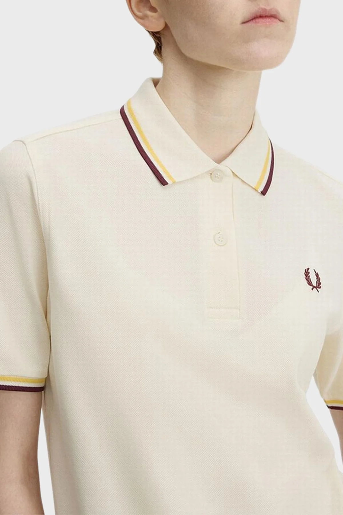 Fred Perry Pamuklu Regular Fit Logolu Düğmeli Bayan Polo G3600 18B KREM - 1